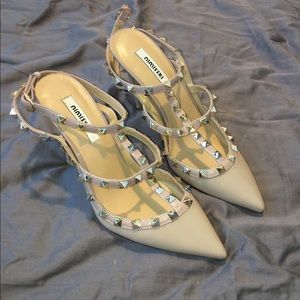 Pale nude rockstud heels (NEW)